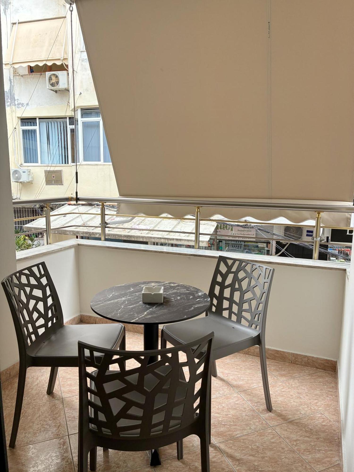 Clinton Tirana Inn Luaran gambar